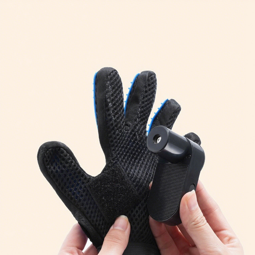 Milou & Lumi Pet Grooming Spray Glove for Hair Removal and Massage